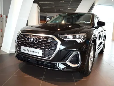 Audi Q3 2.0 TDI Advance 136PK VK09437