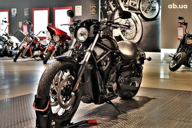 Harley-Davidson VRSCDX Image 1